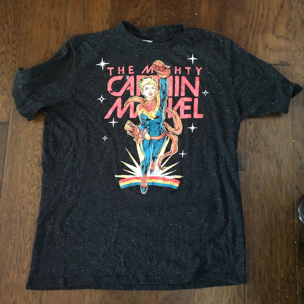 Captain Marvel T-shirt